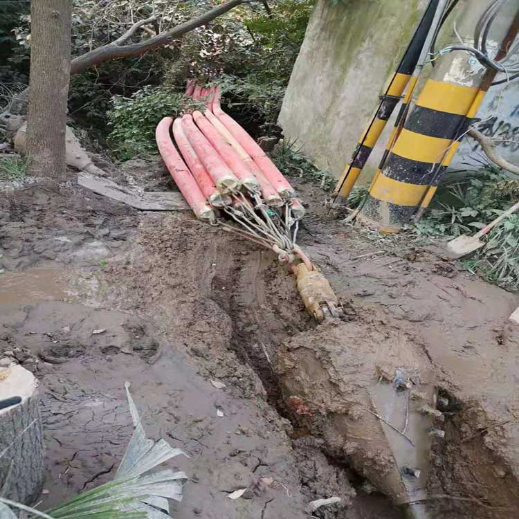 嘉峪关煤矿拖拉管